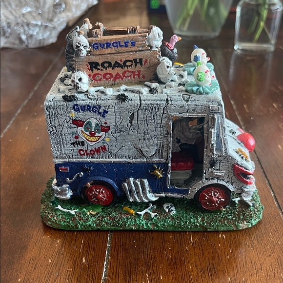 Lemax Spooky Town Roach Coach - Picture 3 of 4